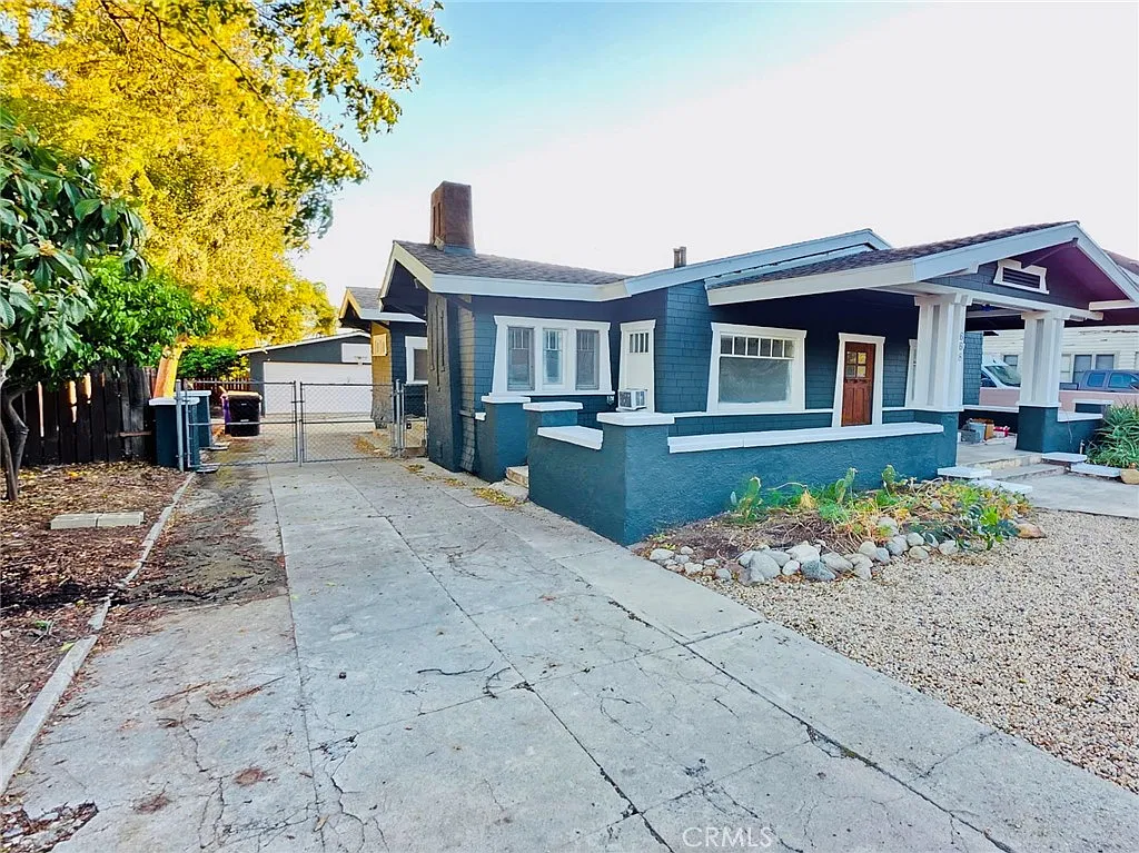 3 bed, 1438 sqft, $3,650 — Photo 2
