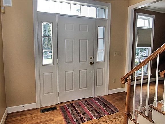 5th image of 12 Misty Meadow Way
