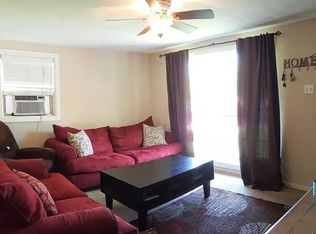 108 1st Ave, Taylor, TX 76574