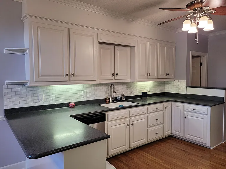 850 Torrey Pines Dr — Photo 14