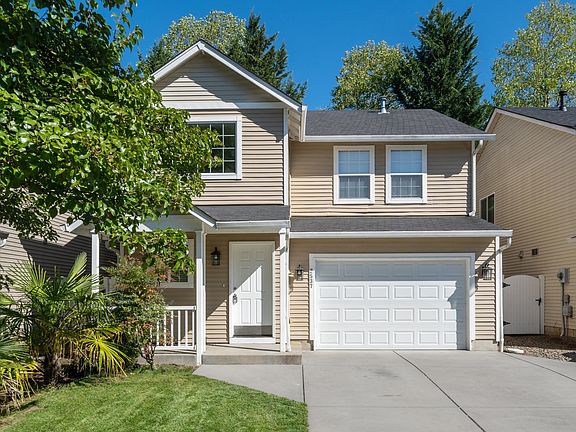 3rd image of 2537 NE 127th Ave