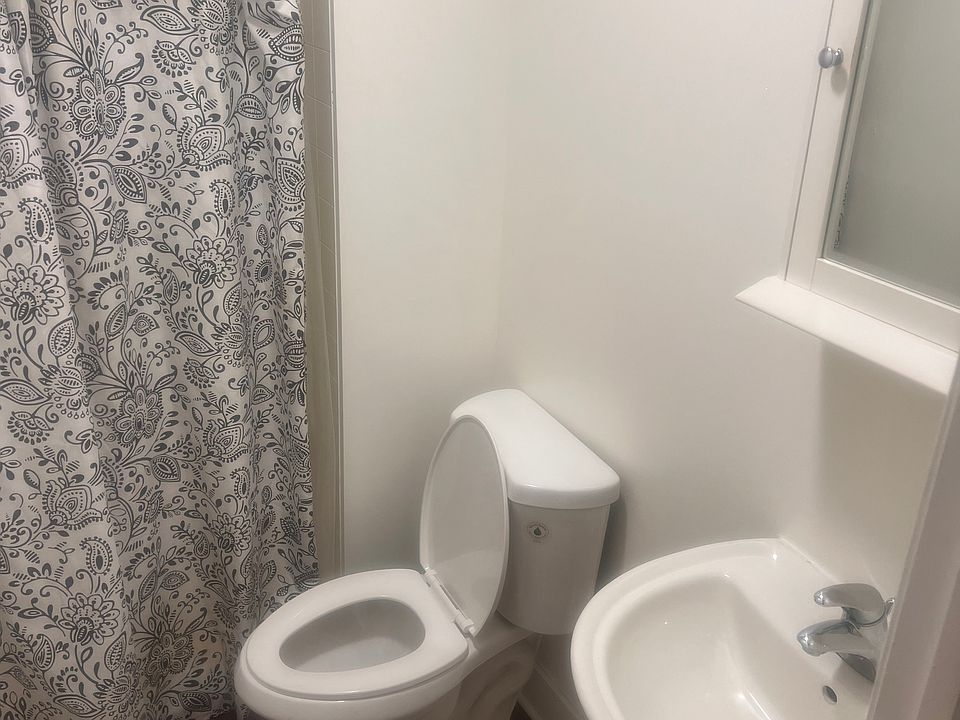 2nd image of 514 S Payson St #2A