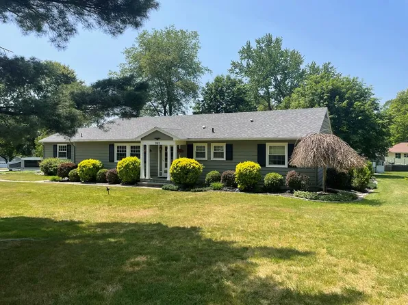 2815 Upper Dr, Corning, NY 14830