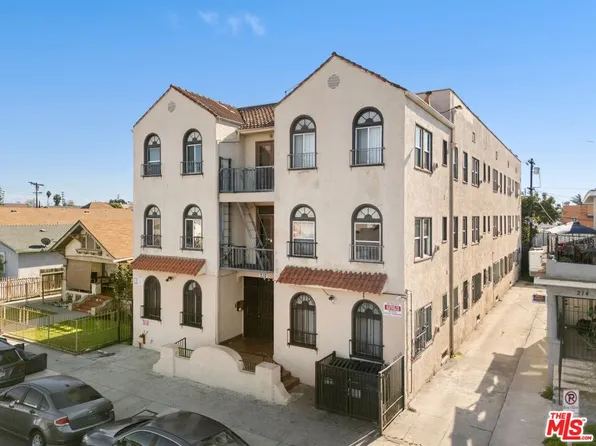 210 W 43rd Pl, Los Angeles, CA 90037