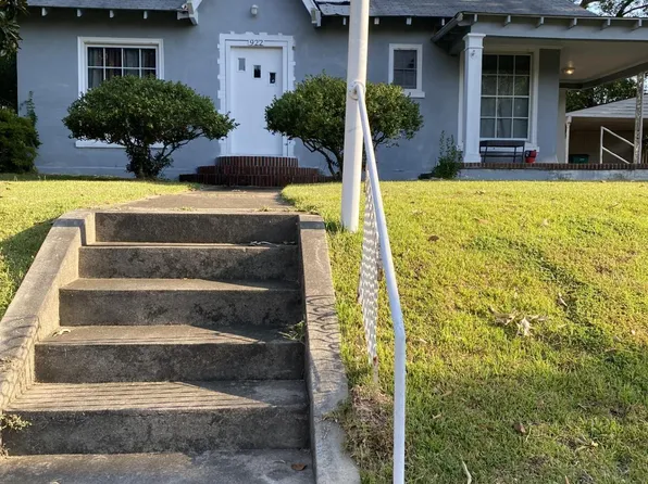 922 W Oak St, El Dorado, AR 71730