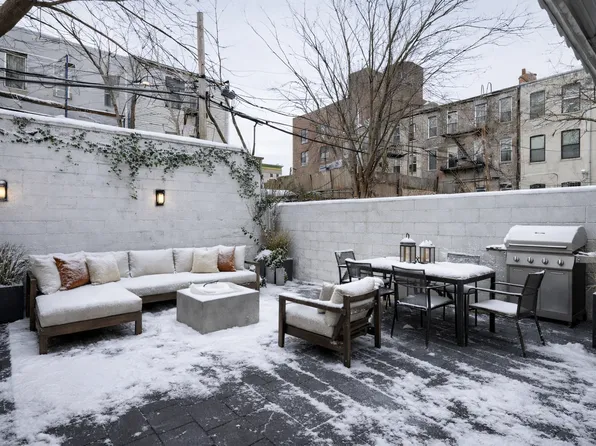 187 Cooper Street image 1 of 23