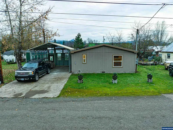 1859 Ulex St, Sweet Home, OR 97386