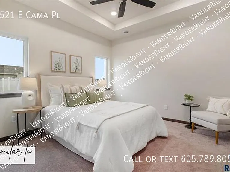 2521 E Cama Pl — Photo 8