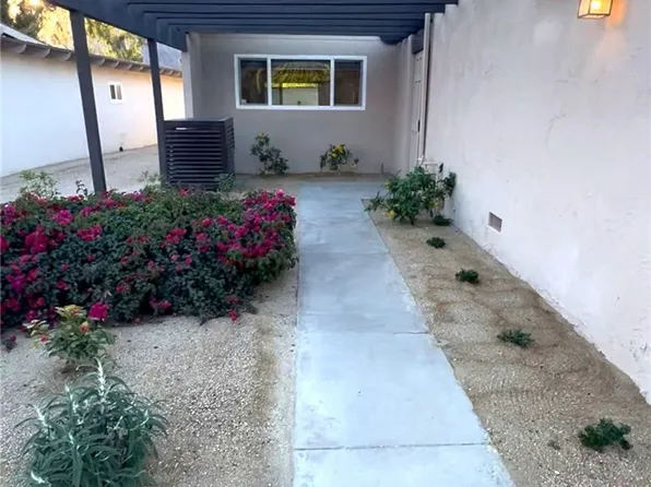48941 Washington St, La Quinta, CA 92253