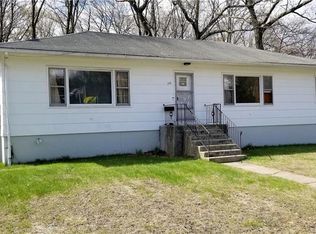 100 Piping Rock Dr, Waterbury, CT 06706