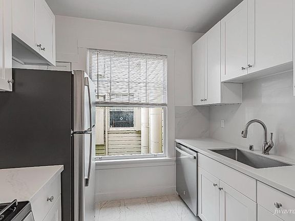 2nd image of 2550 Fulton St APT 6