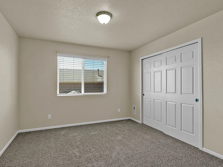 8265 Hardwood Cir — Photo 29
