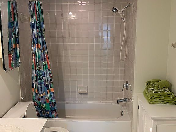 3rd image of 269 Deerwood Cir APT 9