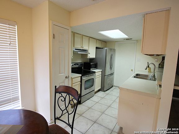 4th image of 8330 Sageline St