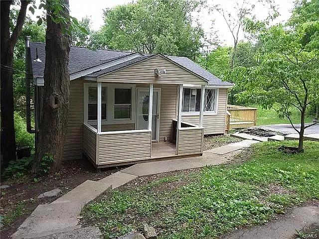 2 Crestwood Trl — Photo 9