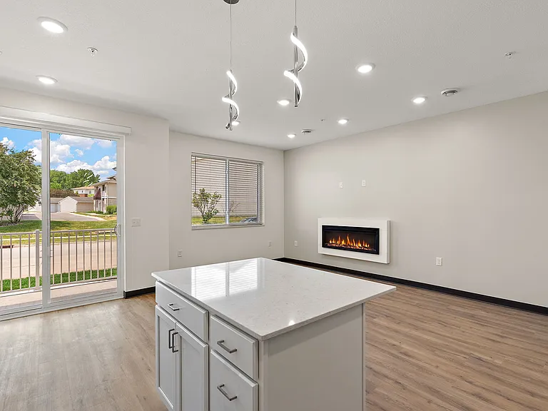 Manor Heights Townhome — Photo 29