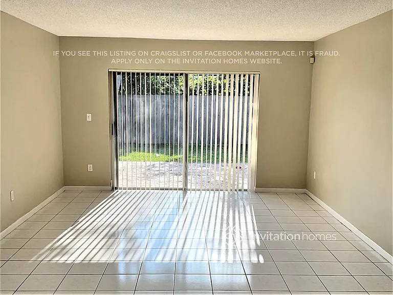 11721 SW 122nd Ave — Photo 4