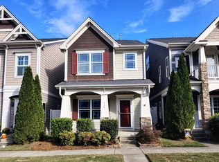 919 Branch Line Ln, Apex, NC 27502