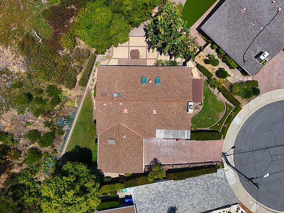 2nd image of 5075 San Joaquin Dr