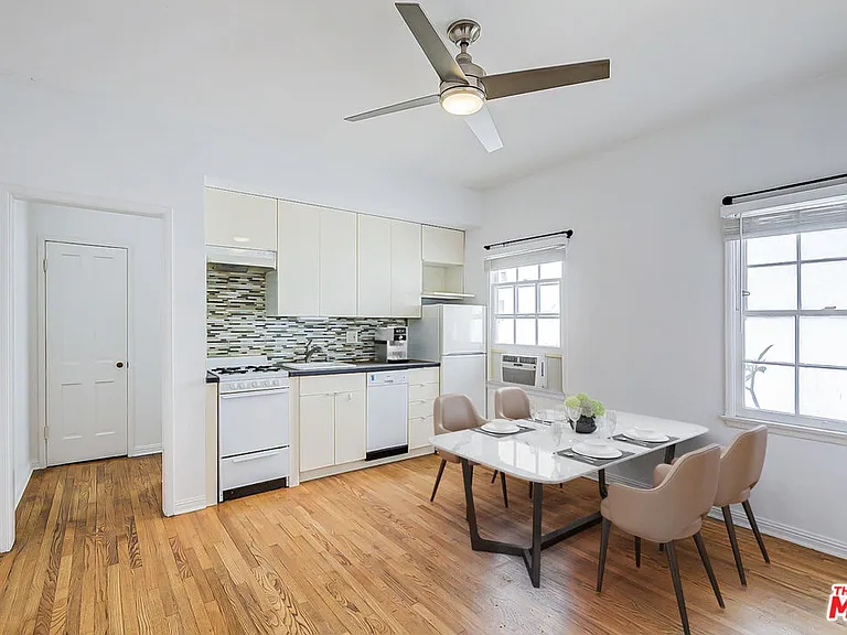 963 N Doheny Dr #1/8 — Photo 3