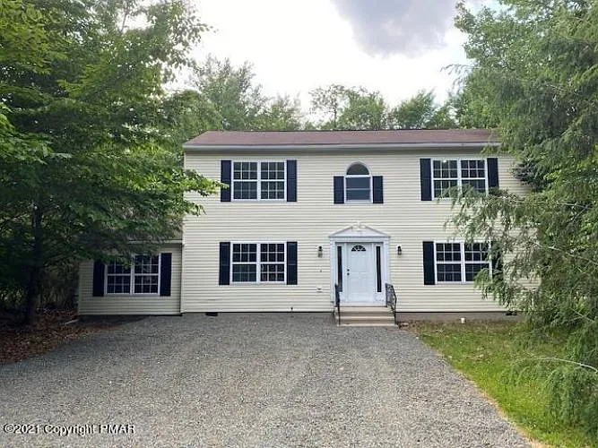 4573 Briarcliff Ter photo 1