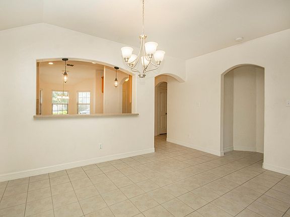 2nd image of 1209 Meadowlark Dr