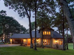 5600 Lakeshore Ct, Malakoff, TX 75148
