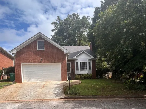 4468 Vineyard Pl, Stone Mountain, GA 30083