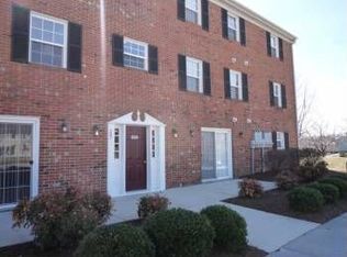 305 Loudon Rd APT 612, Blacksburg, VA 24060