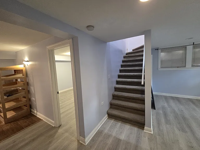 1946 W Touhy Ave #1 — Photo 15