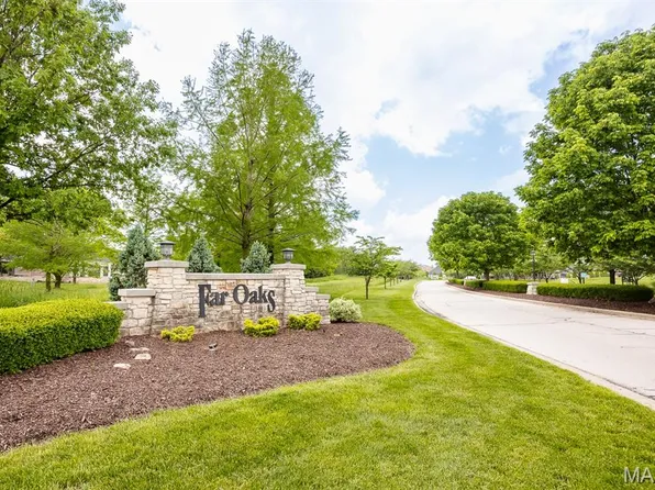305 Forest Oaks Dr, Caseyville, IL 62232