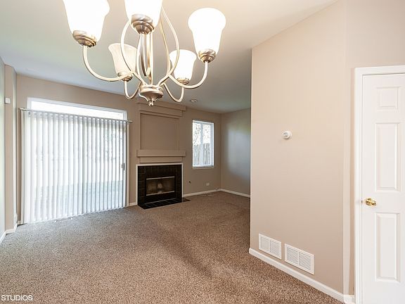 3rd image of 188 Stockton Dr