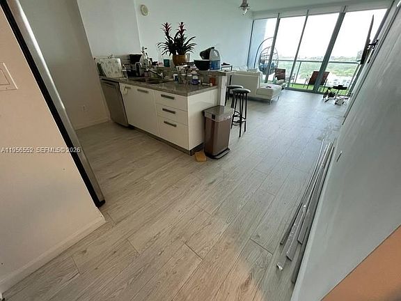 2nd image of 601 NE 36th St APT 1305