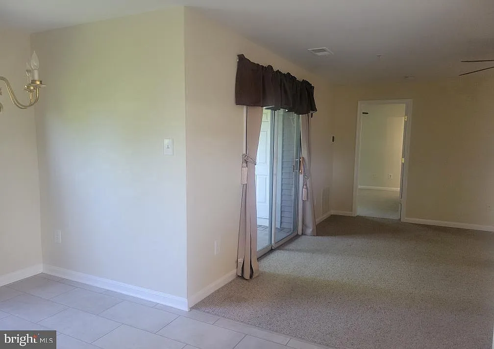 2 bed, 2.0 bath, 1208 sqft, $2,100 — Photo 4