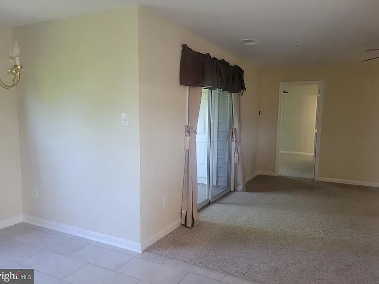 8813 Stoneridge Cir #202 — Photo 4