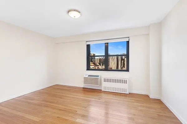 Rented by Triplemint | media 14