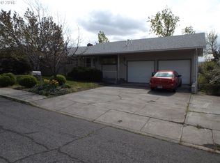 2106 SW Nye Ave, Pendleton, OR 97801