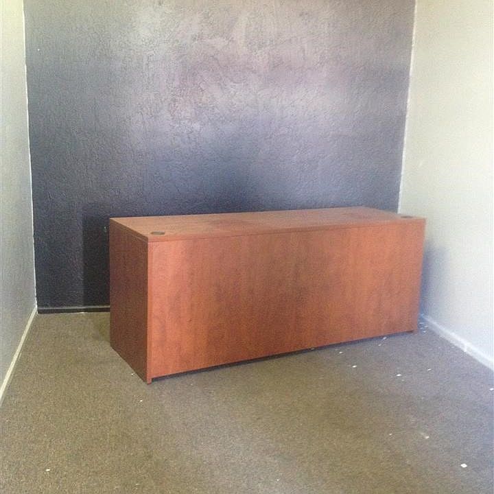 2nd image of 281 W 24th St Ste 142