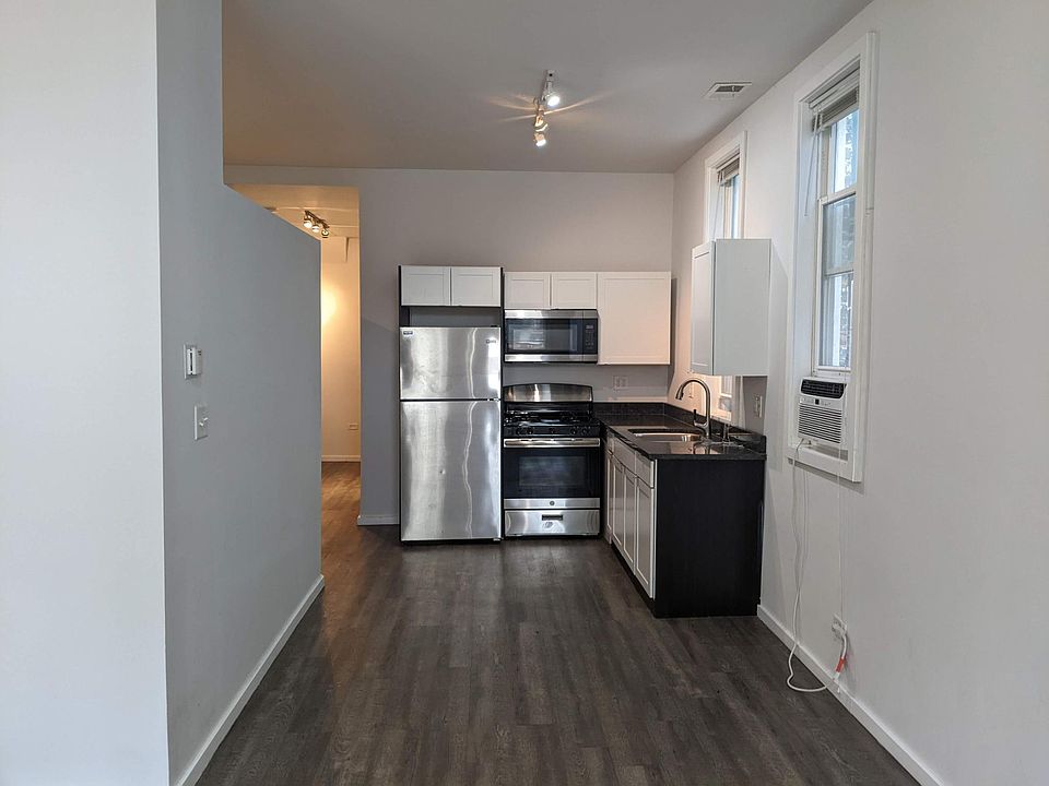 1st image of 1628 W 21st Pl #G