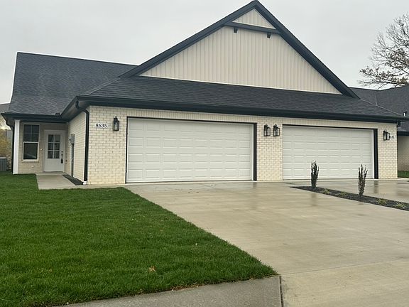 2nd image of 8635 Pebble Creek Dr
