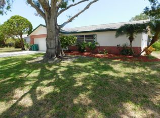 2713 Golfview Dr, Melbourne, FL 32901