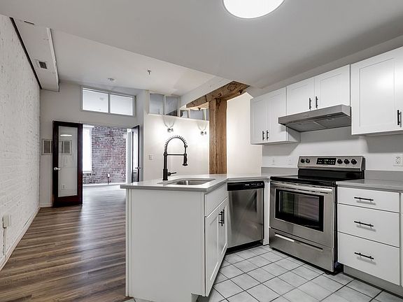 4th image of 1407 E Cary St APT 306