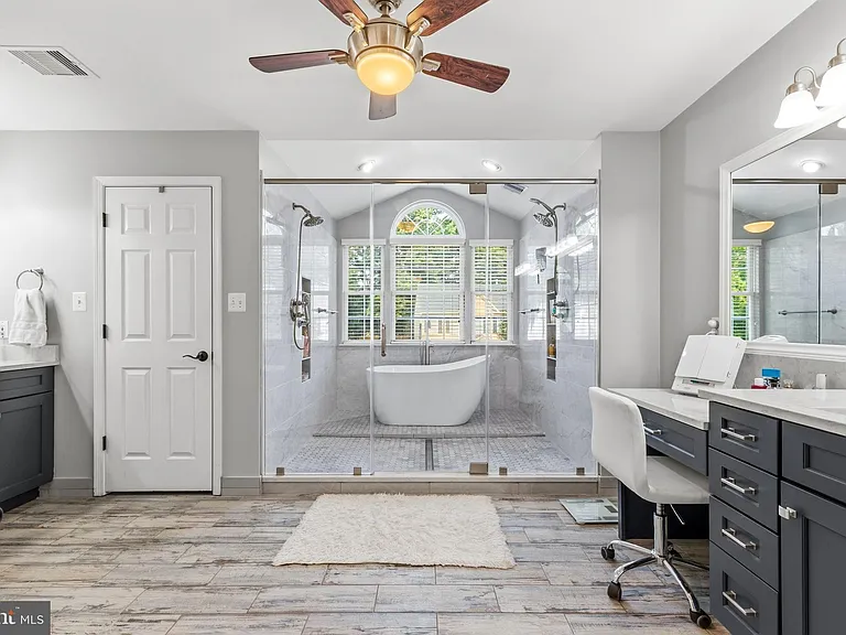 8147 Cancun Ct — Photo 28