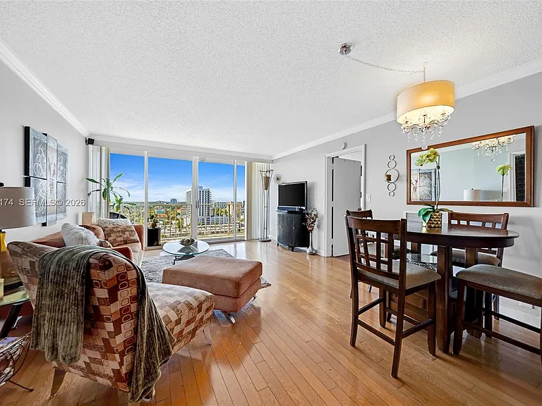 7601 E Treasure Dr #1802 — Photo 7