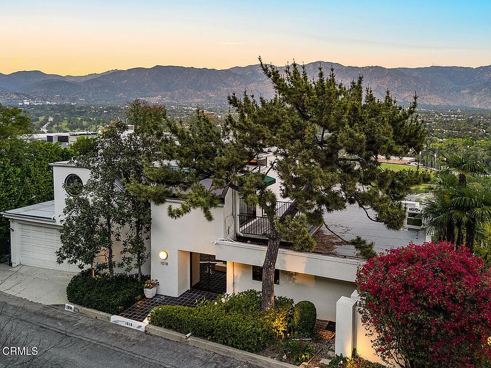 1st image of 1018 Glen Oaks Blvd