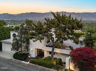 1018 Glen Oaks Blvd, Pasadena, CA 91105