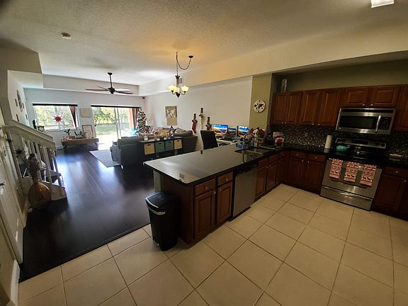 Kitchen & Dining Room