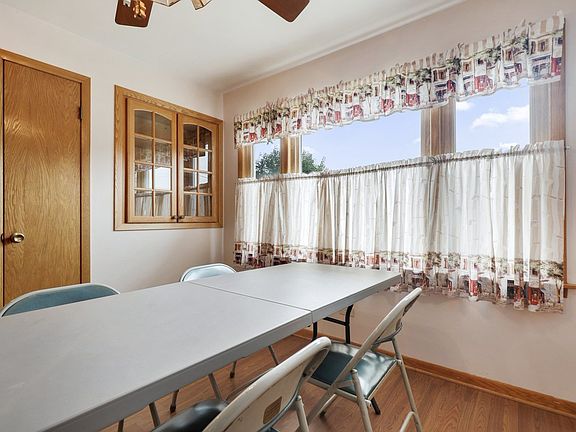 5th image of 8929 Parkside Ave