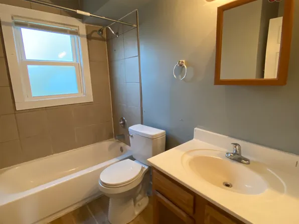 2515 Dixie Hwy APT 1, Shively, KY 40216