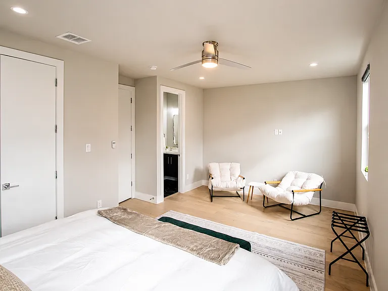 2230 Wycliff Ave #MAIN — Photo 15